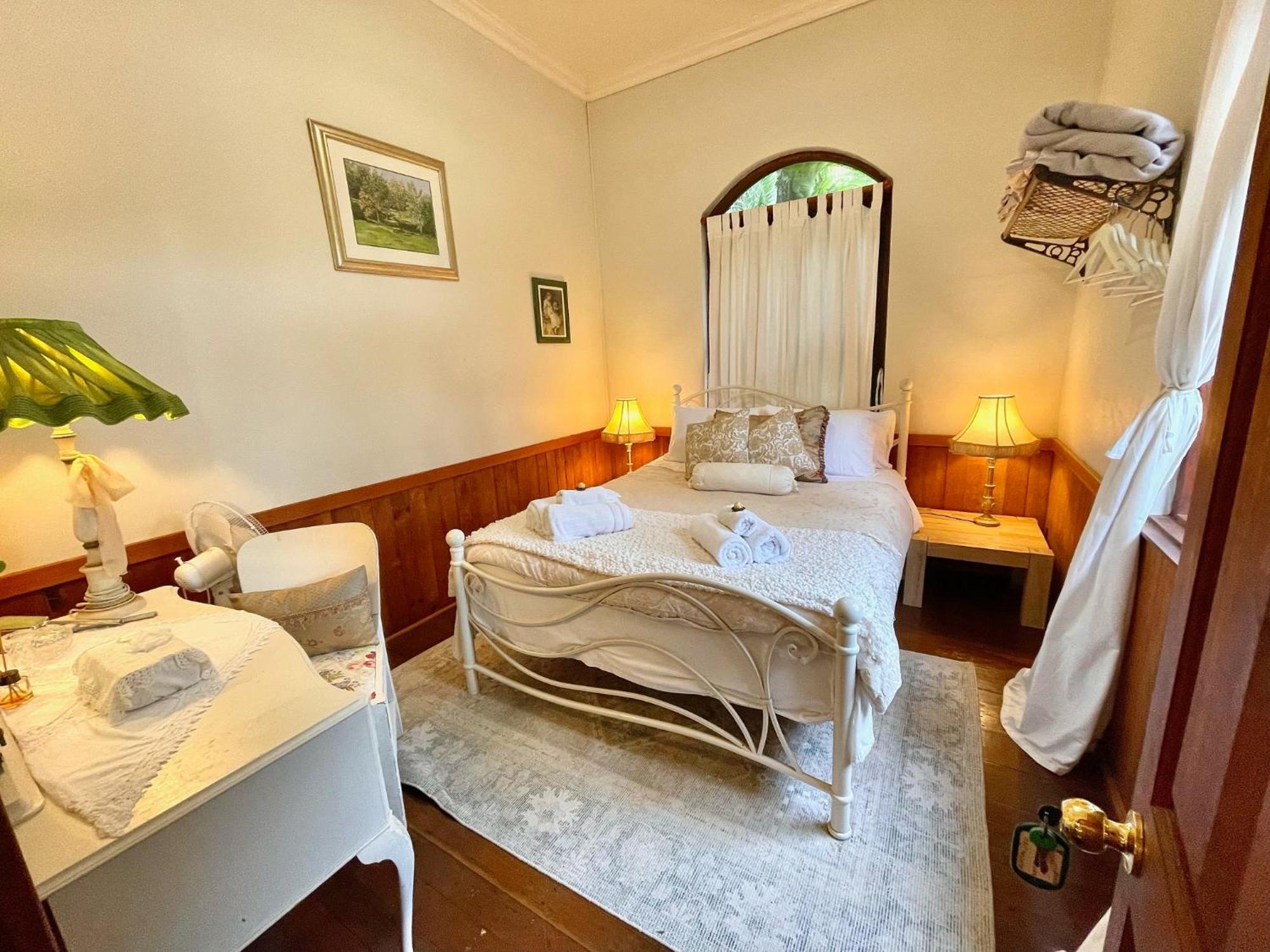 Celestial Dew Guesthouse In Tyalgum ภายนอก รูปภาพ